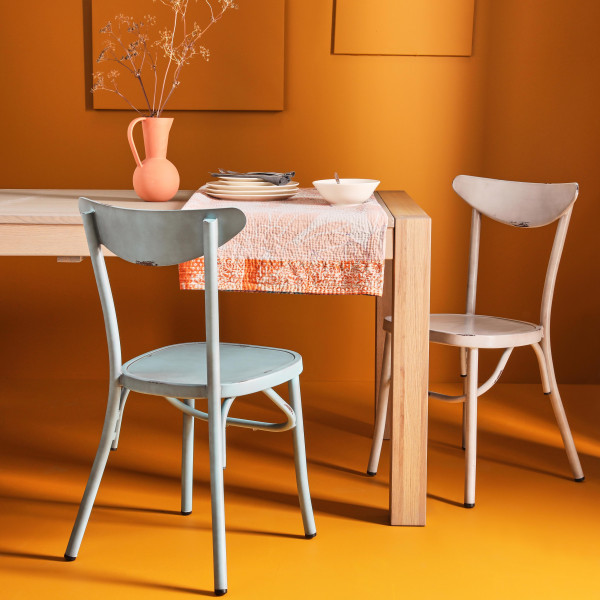 Marie Ecru Aluminum chairs, distress finish